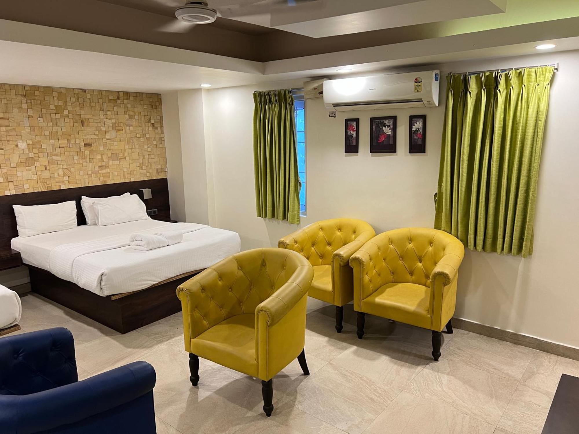 Diviyum Manor Hotel Порт Блеър Екстериор снимка