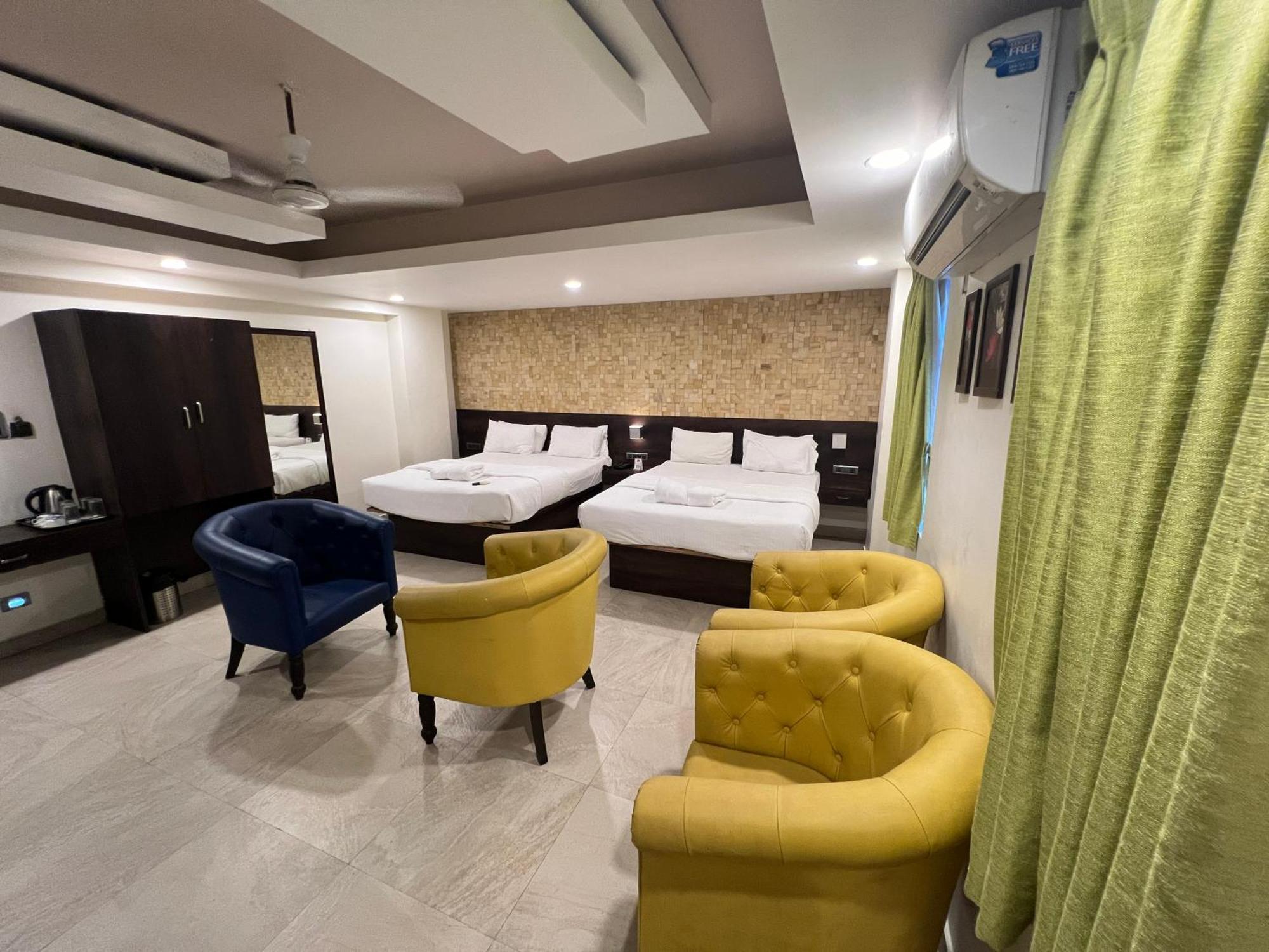 Diviyum Manor Hotel Порт Блеър Екстериор снимка
